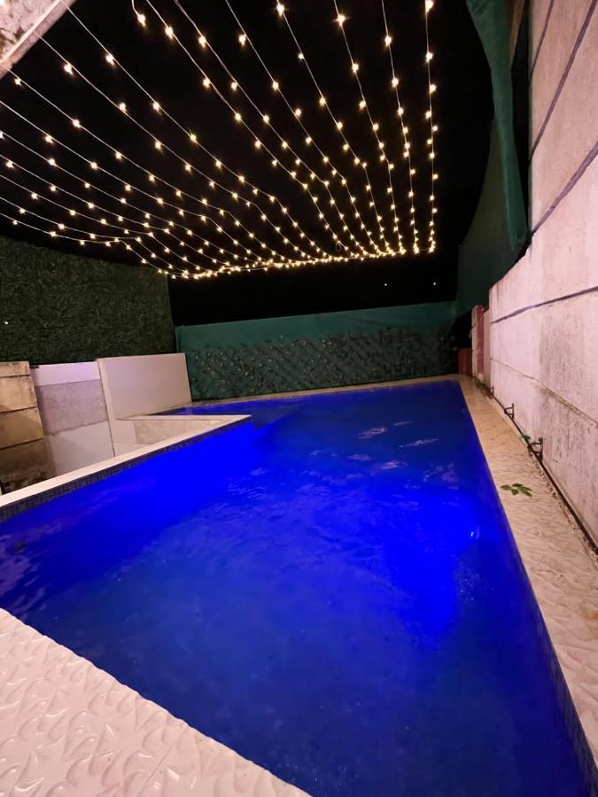 Lotus 4Bhk Villa Lonavala Buitenkant foto