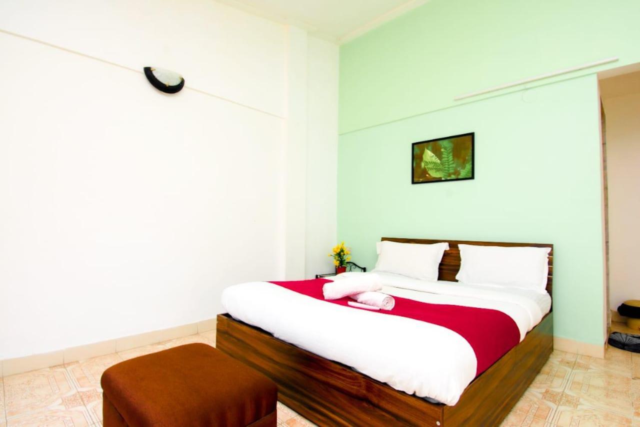Lotus 4Bhk Villa Lonavala Buitenkant foto